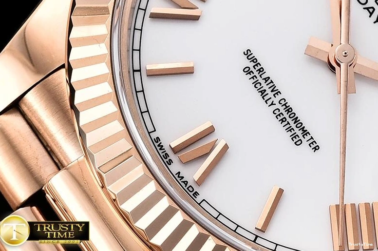 1116 RDD0218A – DayDate 40mm Casual 690